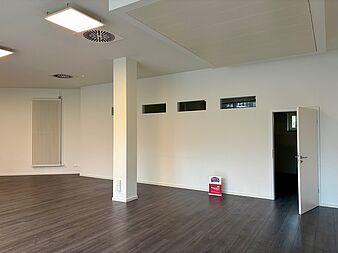 Bild zu Einzigartige Lage am Stadthafen! Moderne Bürofläche am Wasser in Rostock-Stadtmitte