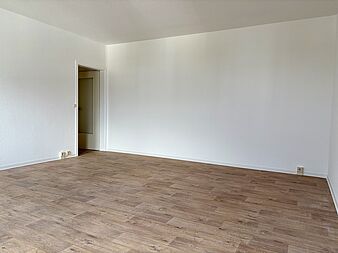 Bild zu Renovierte 2-Zimmer-Wohnung mit Aufzug in Rostock-Evershagen