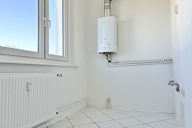 Bild zu Sonnenseite des Lebens: 3 Zimmer-Wohnung mit Südbalkon in der obersten Etage in Rostock-Lütten Klein