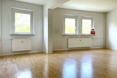 Bild zu Großzügige 2-Zimmer-Wohnung mit Wannenbad in Rostock-Dierkow