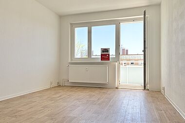 Bild zu Sonnenseite des Lebens: 3 Zimmer-Wohnung mit Südbalkon in der obersten Etage in Rostock-Lütten Klein