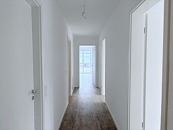 Bild zu Neubau! 4-Zimmer-Wohnung mit Fußbodenheizung und Südbalkon in Rostock-Groß Klein