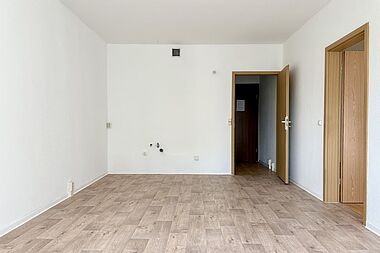 Bild zu 2-Zimmer-Wohnung mit verglasten Südbalkon in Rostock-Lichtenhagen