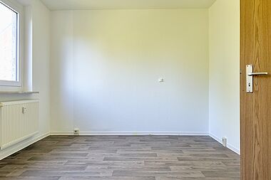 Bild zu Helle 3-Zimmer-Wohnung mit großer Küche in Rostock-Groß Klein