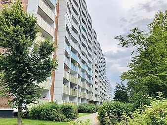Bild zu Renovierte 2-Zimmer-Wohnung mit Aufzug in Rostock-Evershagen