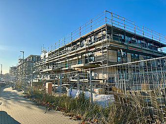 Bild zu Noch zu errichtende Neubau-Staffelgeschosswohnung mit 4-Zimmen & drei Balkonen in Rostock-Gehlsdorf