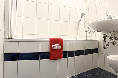 Bild zu WG-geeignet! 3-Zimmer-Wohnung mit verglasten Südbalkon in Rostock-Toitenwinkel