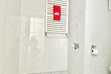 Bild zu Helle 3-Zimmer-Wohnung mit Südbalkon in Rostock-Lütten Klein