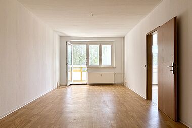 Bild zu 2-Zimmer-Wohnung mit verglasten Südbalkon in Rostock-Lichtenhagen