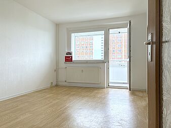 Bild zu 3-Zimmer-Wohnung mit großem Kinderzimmer in Rostock-Groß Klein