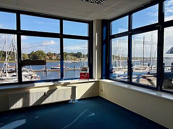 Bild zu Einzigartige Lage am Stadthafen! Bürofläche mit Wasserblick in Rostock – Kröpeliner -Tor-Vorstadt
