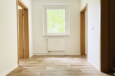 Bild zu Frisch verfügbar: 2-Zimmer-Wohnung in Rostock-Groß Klein in der obersten Etage