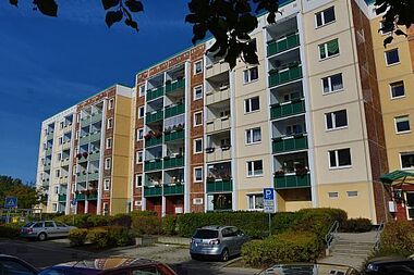 Bild zu Helle 3-Zimmer-Wohnung mit großer Küche in Rostock-Groß Klein