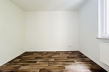 Bild zu Frisch verfügbar: 2-Zimmer-Wohnung in Rostock-Groß Klein in der obersten Etage