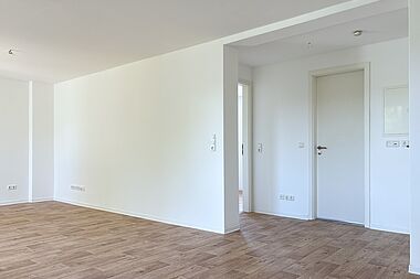 Bild zu Moderne 2-Zimmer-Dachgeschosswohnung mit Balkon in Rostock-Warnemünde