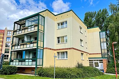 Bild zu Frisch verfügbar: 2-Zimmer-Wohnung in Rostock-Groß Klein in der obersten Etage