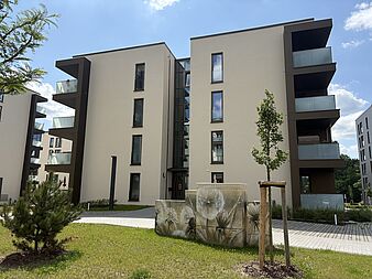 Bild zu Moderne 2-Zimmer-Wohnung mit Aufzug, Fußbodenheizung und Tageslichtbad in Rostock-Lichtenhagen