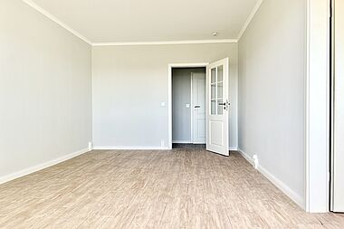 Bild zu Luxus 3-Zimmer-Wohnung mit hochwertiger Einbauküche in Rostock-Lichtenhagen