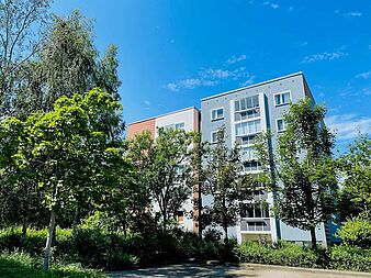 Bild zu Luxus 3-Zimmer-Wohnung mit hochwertiger Einbauküche in Rostock-Lichtenhagen