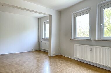 Bild zu Großzügige 2-Zimmer-Wohnung mit Wannenbad in Rostock-Dierkow