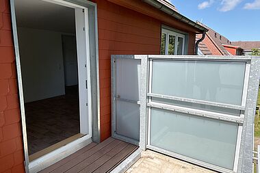 Bild zu Moderne 2-Zimmer-Dachgeschosswohnung mit Balkon in Rostock-Warnemünde