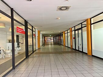 Bild zu Kurzzeit-Vermietung! Attraktive Büro-/Dienstleistungsfläche in Rostock-Lütten Klein