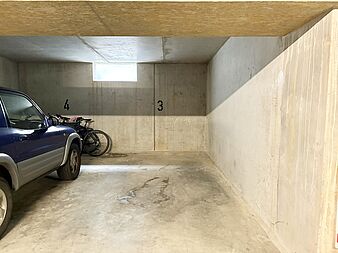 Bild zu Luxus 2-Zimmer-Wohnung mit Südbalkon und Tiefgaragenstellplatz in Rostock-Reutershagen