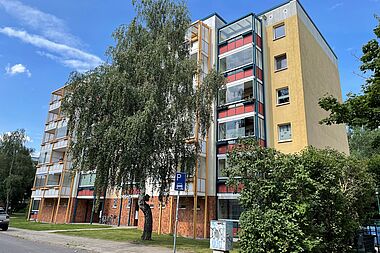 Bild zu 2-Zimmer-Wohnung mit verglasten Südbalkon in Rostock-Lichtenhagen