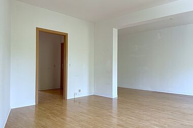 Bild zu Großzügige 2-Zimmer-Wohnung mit Wannenbad in Rostock-Dierkow