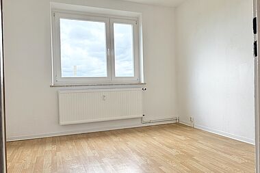 Bild zu Ihre Aussichtsloge in Rostock-Toitenwinkel – 3-Zimmer-Wohnung mit Ausblick