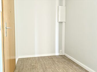 Bild zu Luxus 3-Zimmer-Wohnung mit hochwertiger Einbauküche in Rostock-Lichtenhagen