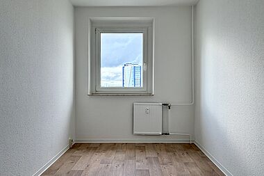 Bild zu Renovierte 2-Zimmer-Wohnung mit Aufzug in Rostock-Evershagen
